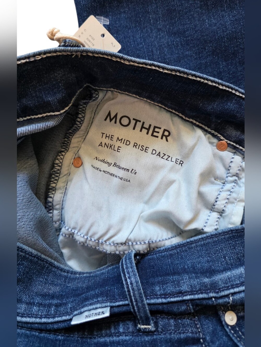 MOTHER Sz 27 NWT The Mid Rise Dazzler Ankle Jeans Nothing Between Us Denim Jeans - Picture 6 of 13